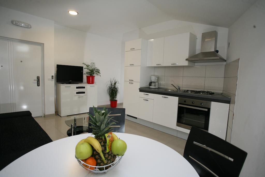 Apartments Little Paradise Трогір Номер фото